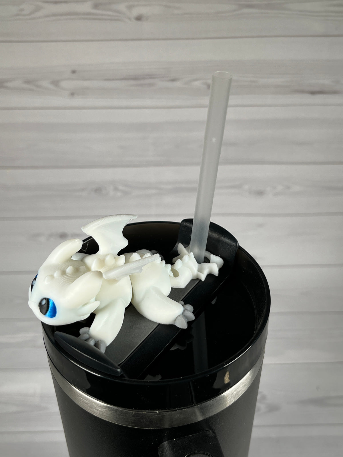 Train your Dragons Straw Buddies (Night & Light Fury)
