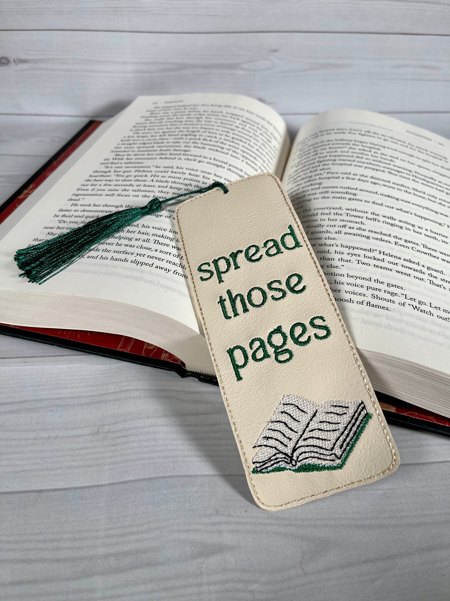 *Mature* Spread those pages bookmark