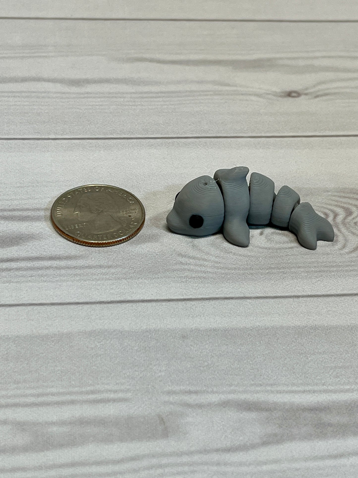 Dolphin mini fig (water)