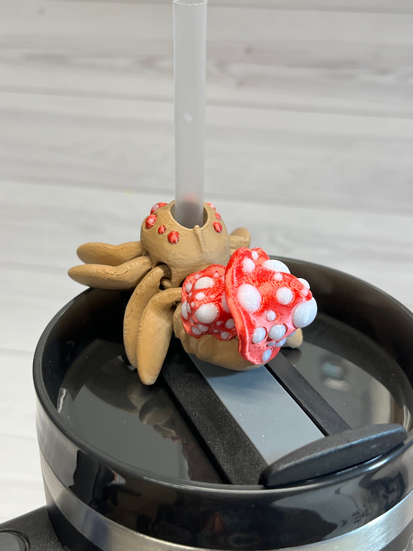 Spider Mushroom Straw Buddy