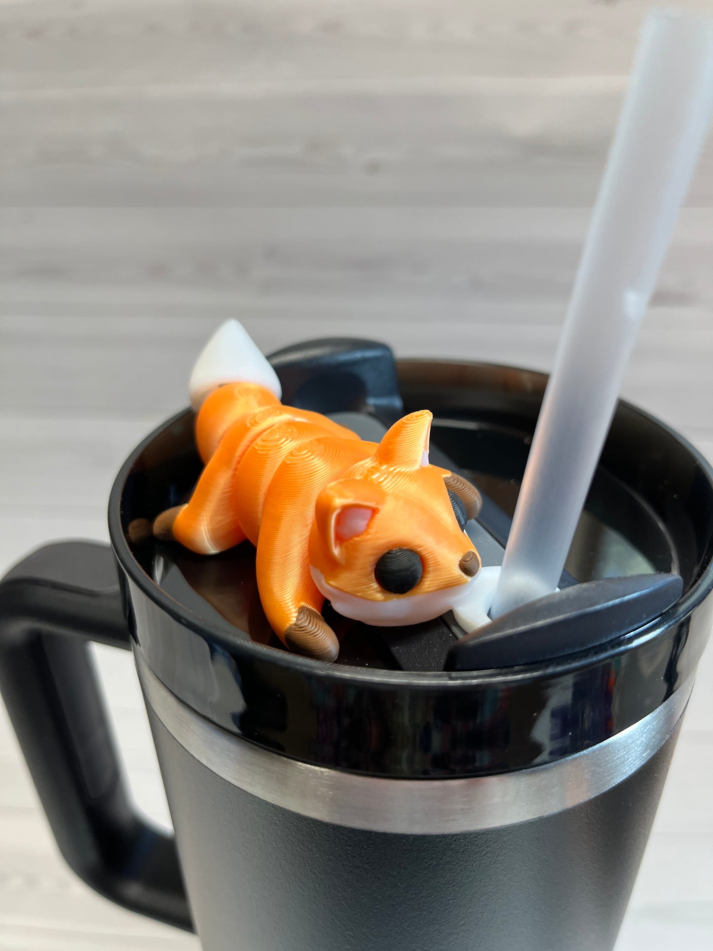 Fox (hole by face) Straw Buddy