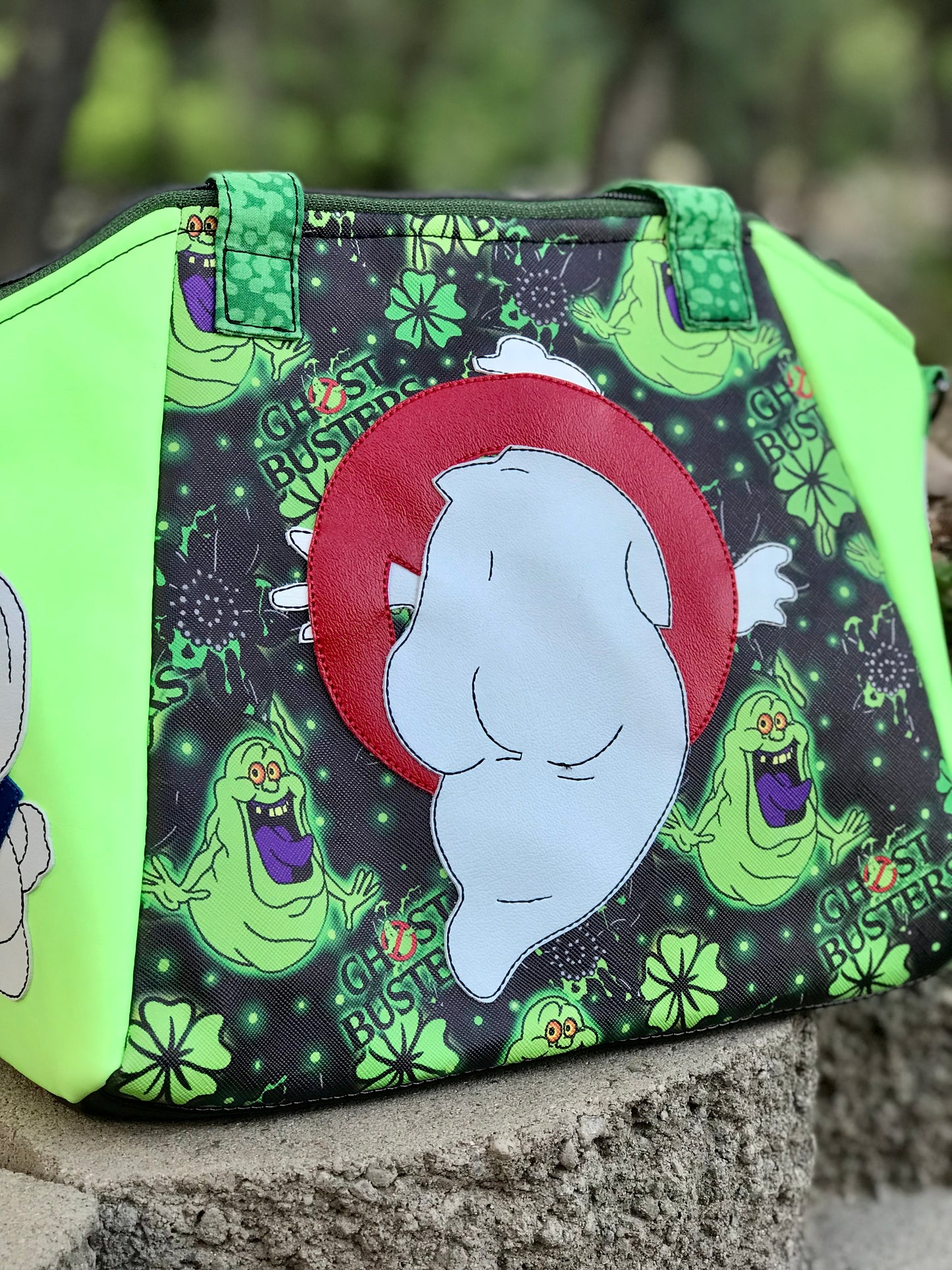 DIGITAL DESIGN- Ghost Butt 6x10
