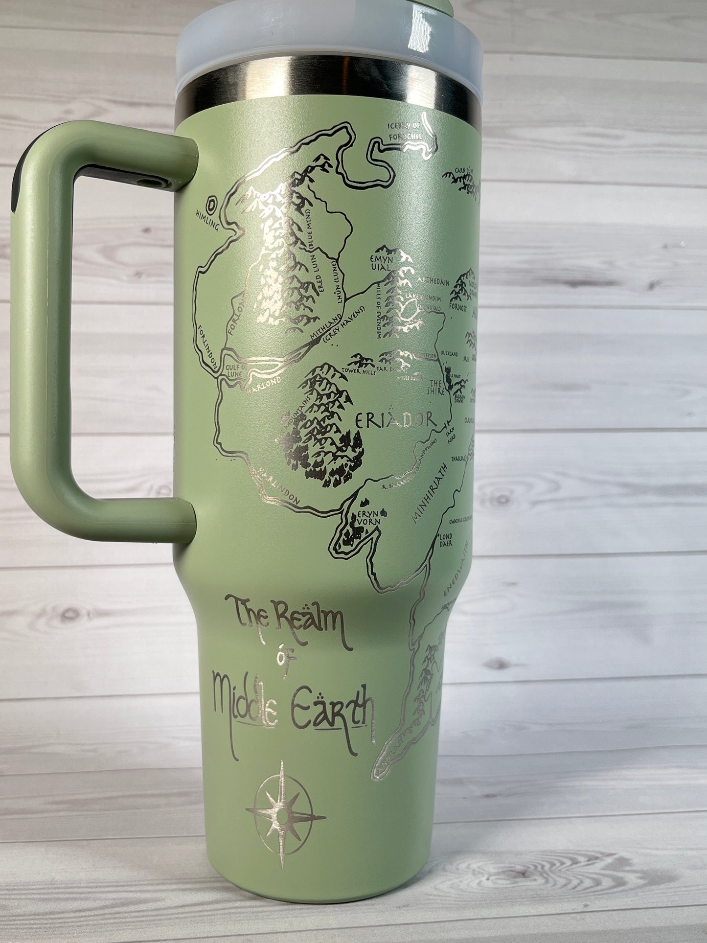 Map of Middle - Earth 40 oz tumbler