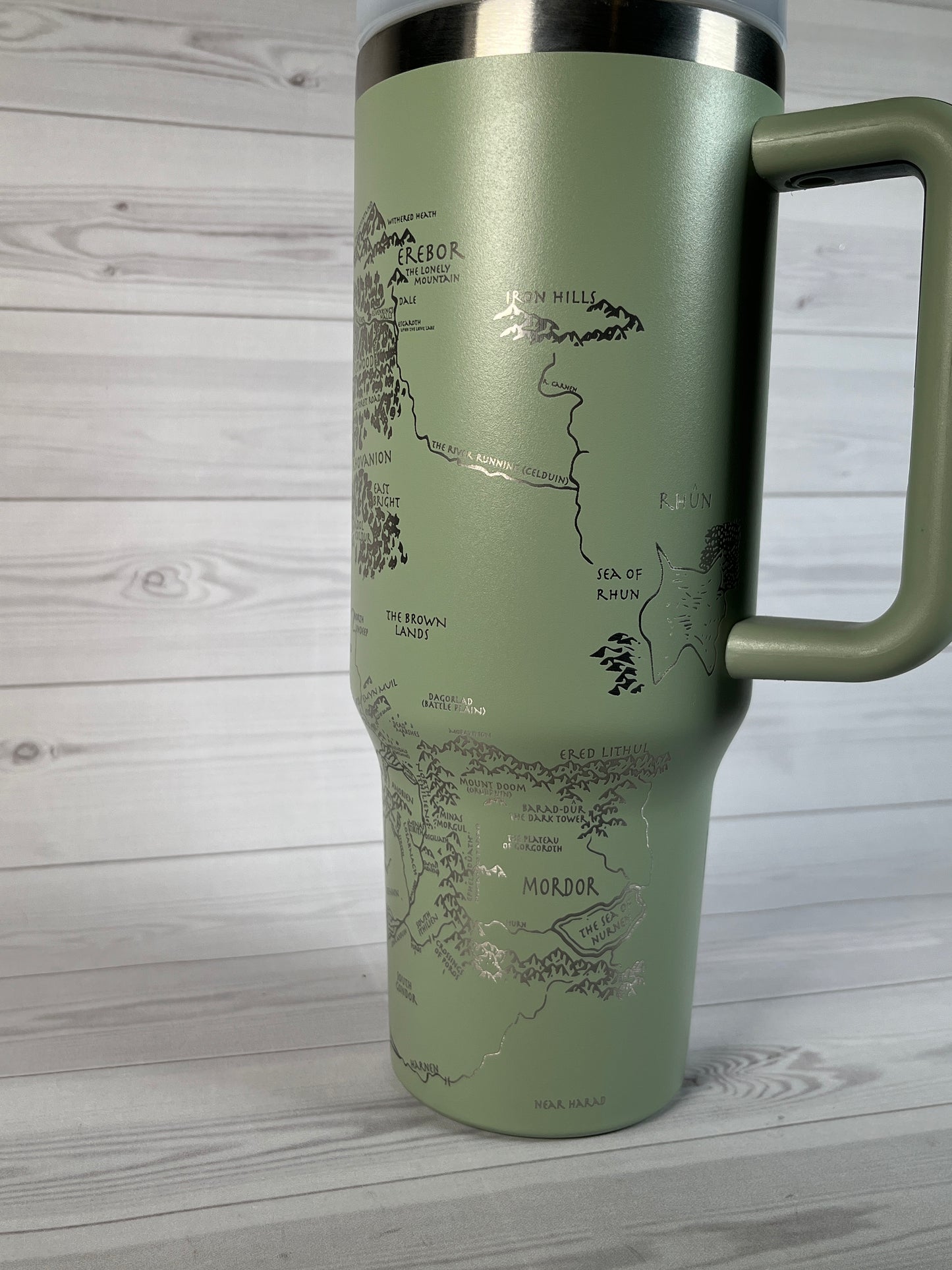 Map of Middle - Earth 40 oz tumbler