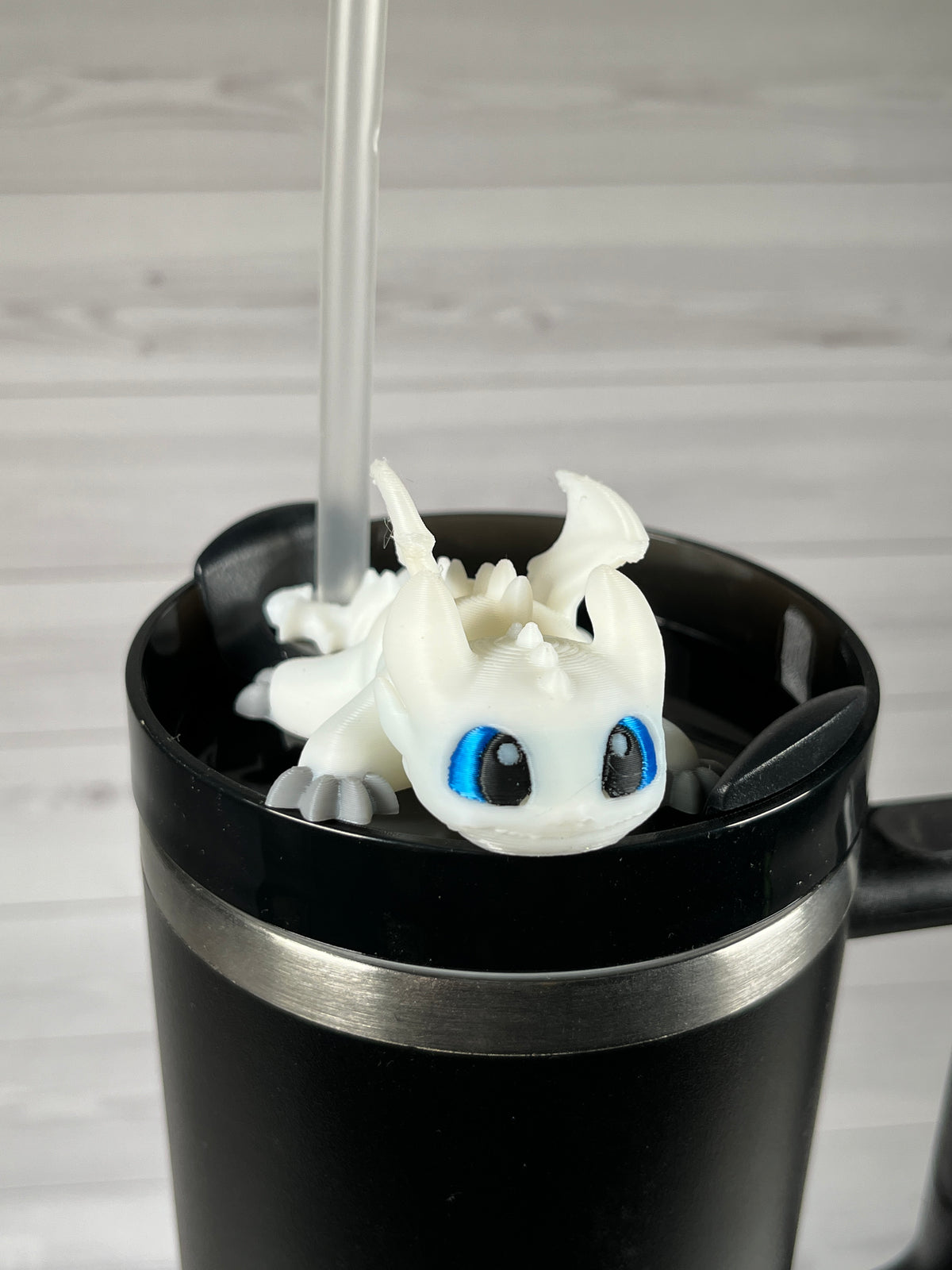 Train your Dragons Straw Buddies (Night & Light Fury)