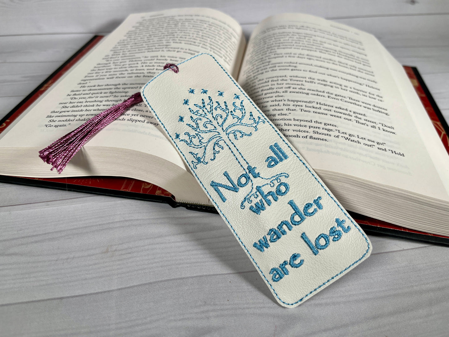 LOTR- Wander bookmark