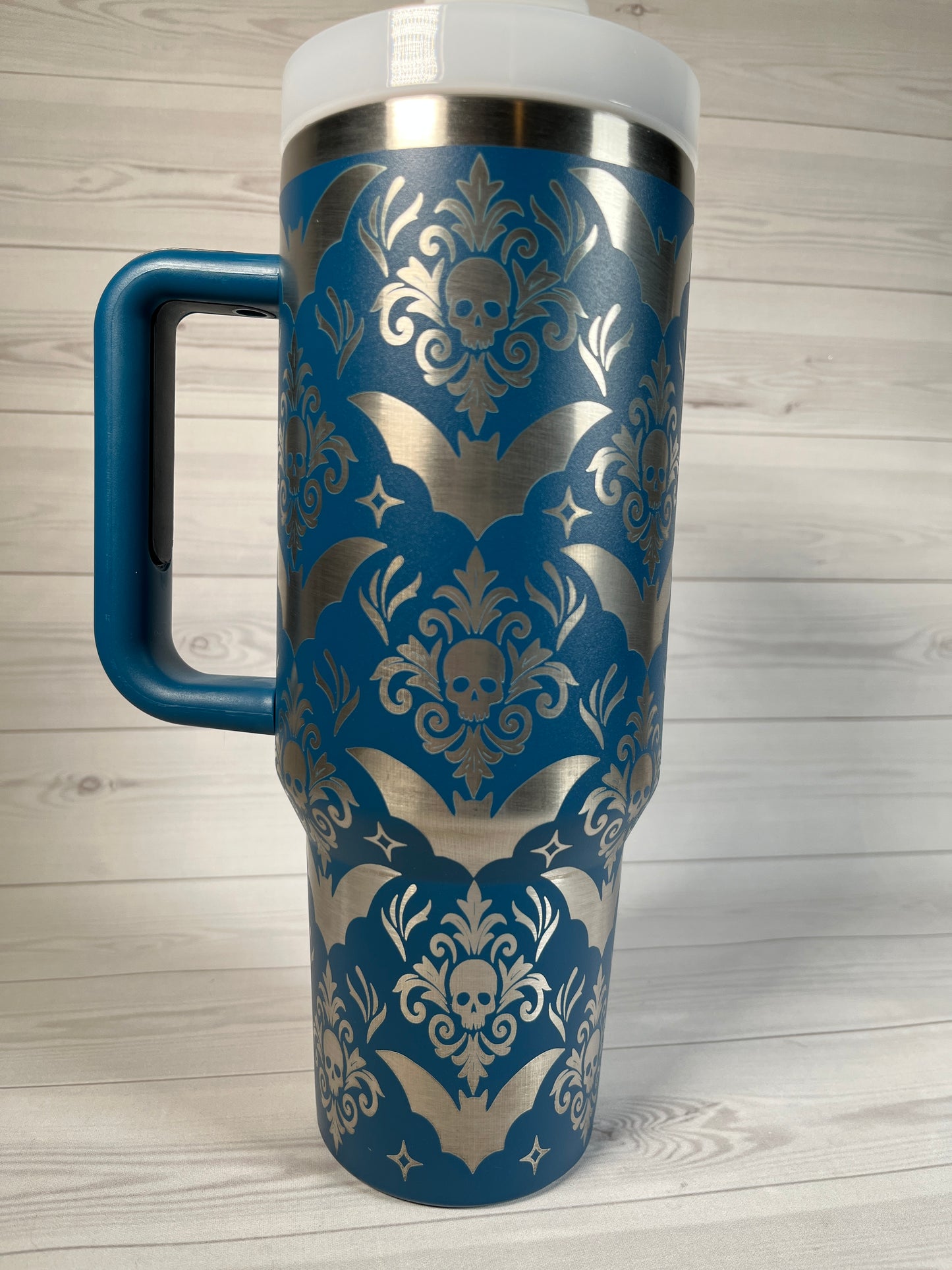 Spooky Wallpaper 40 oz tumbler