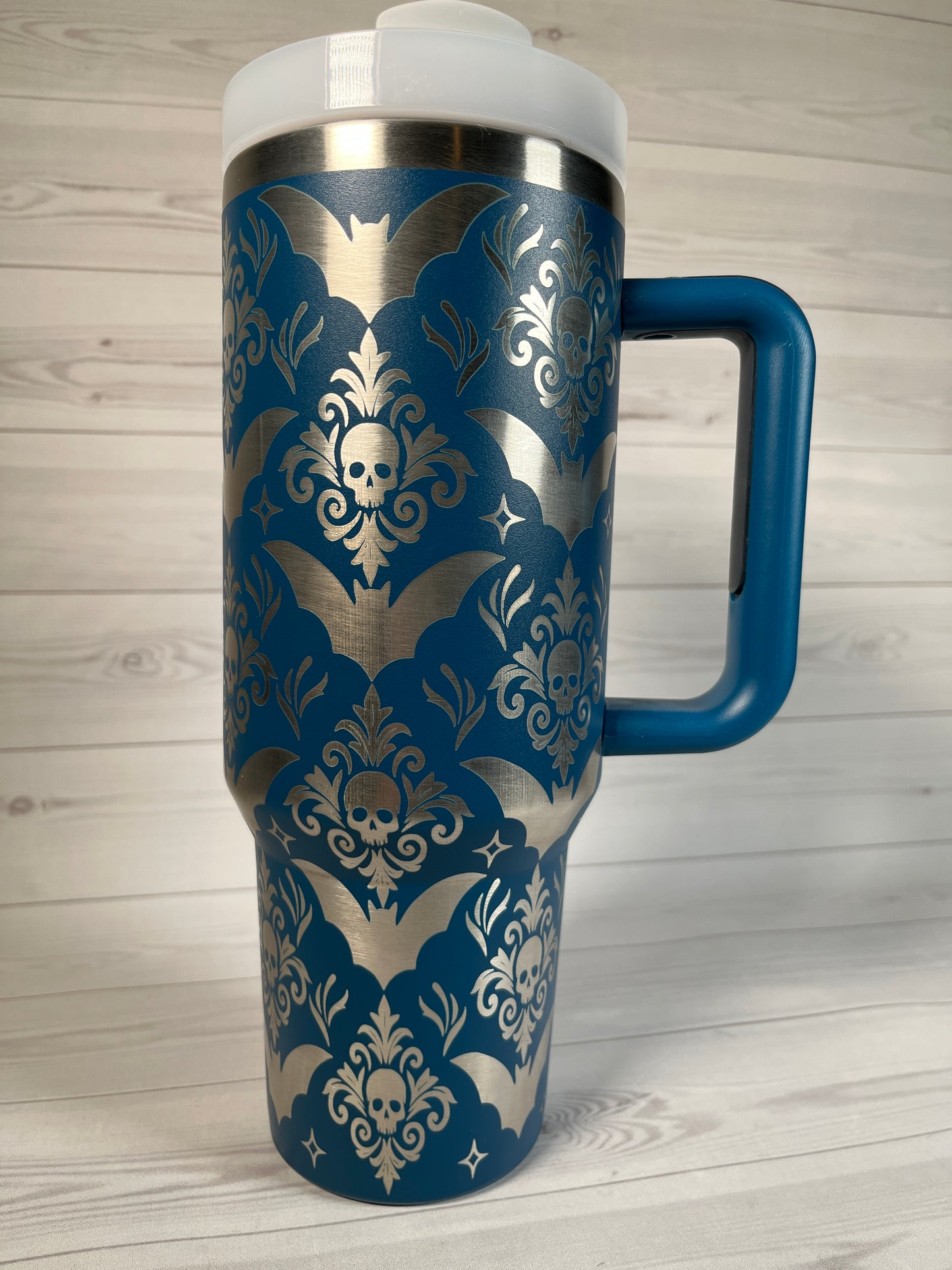 Spooky Wallpaper 40 oz tumbler