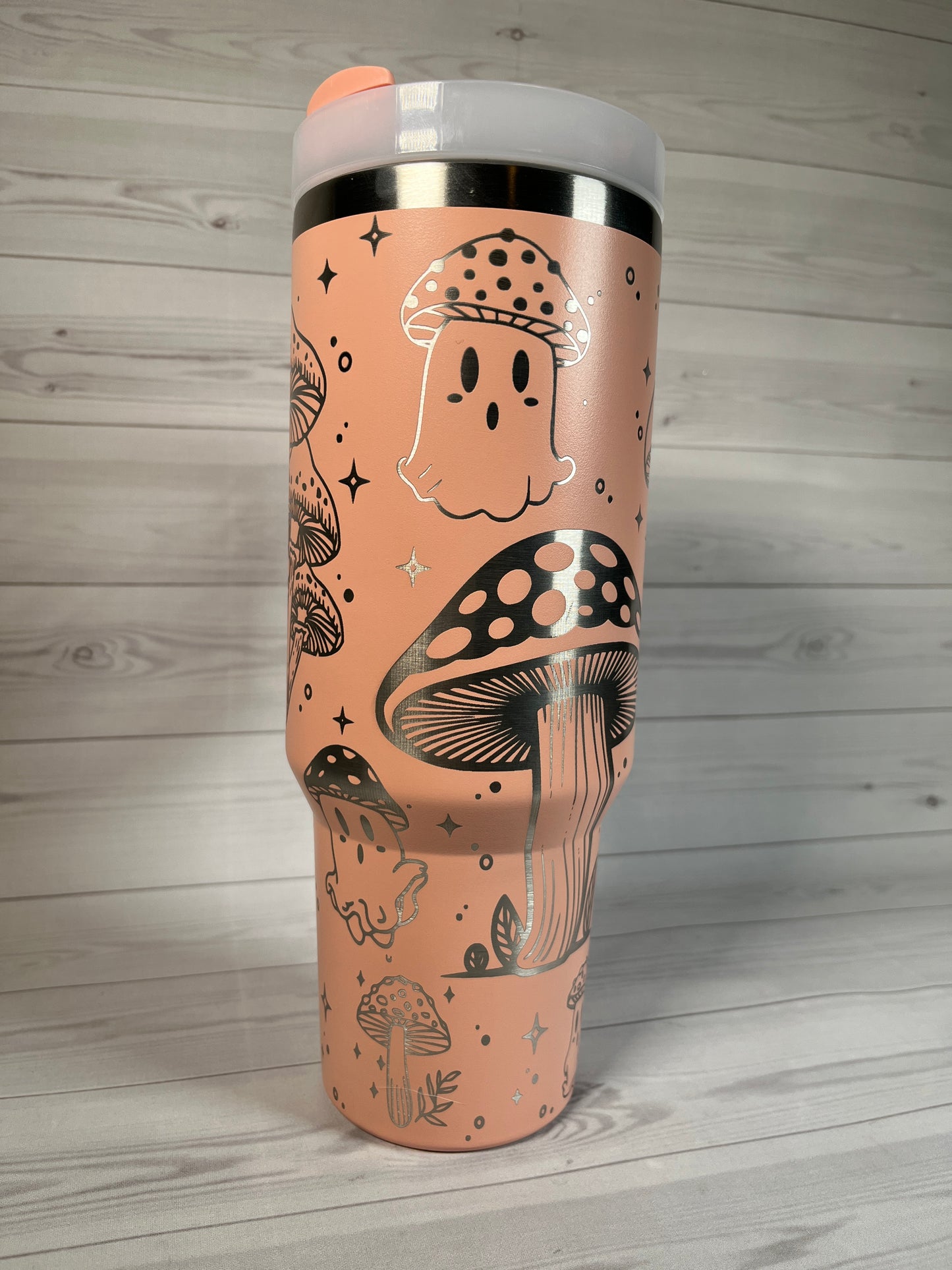 Mushroom Ghosts 40 oz tumbler