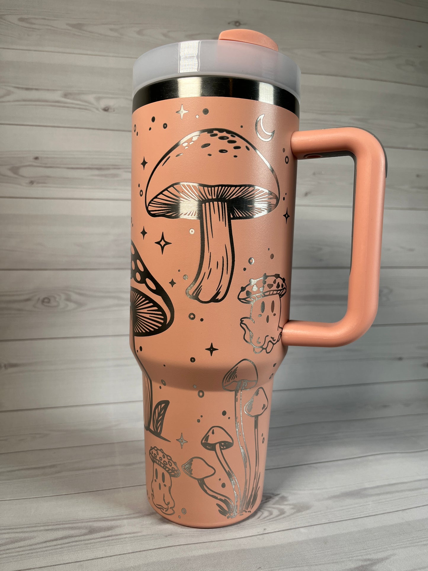 Mushroom Ghosts 40 oz tumbler
