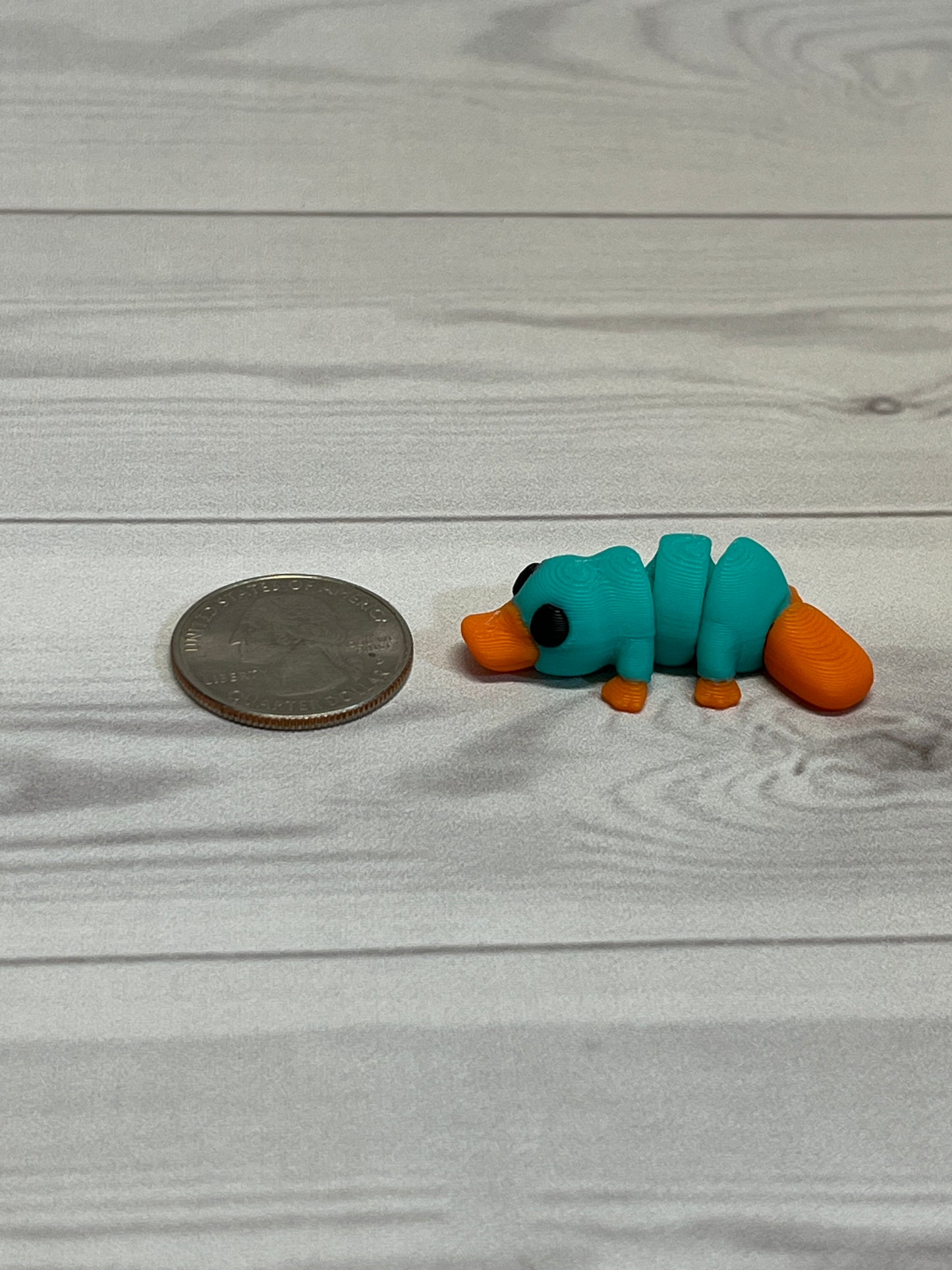 Platypus mini fig (water)