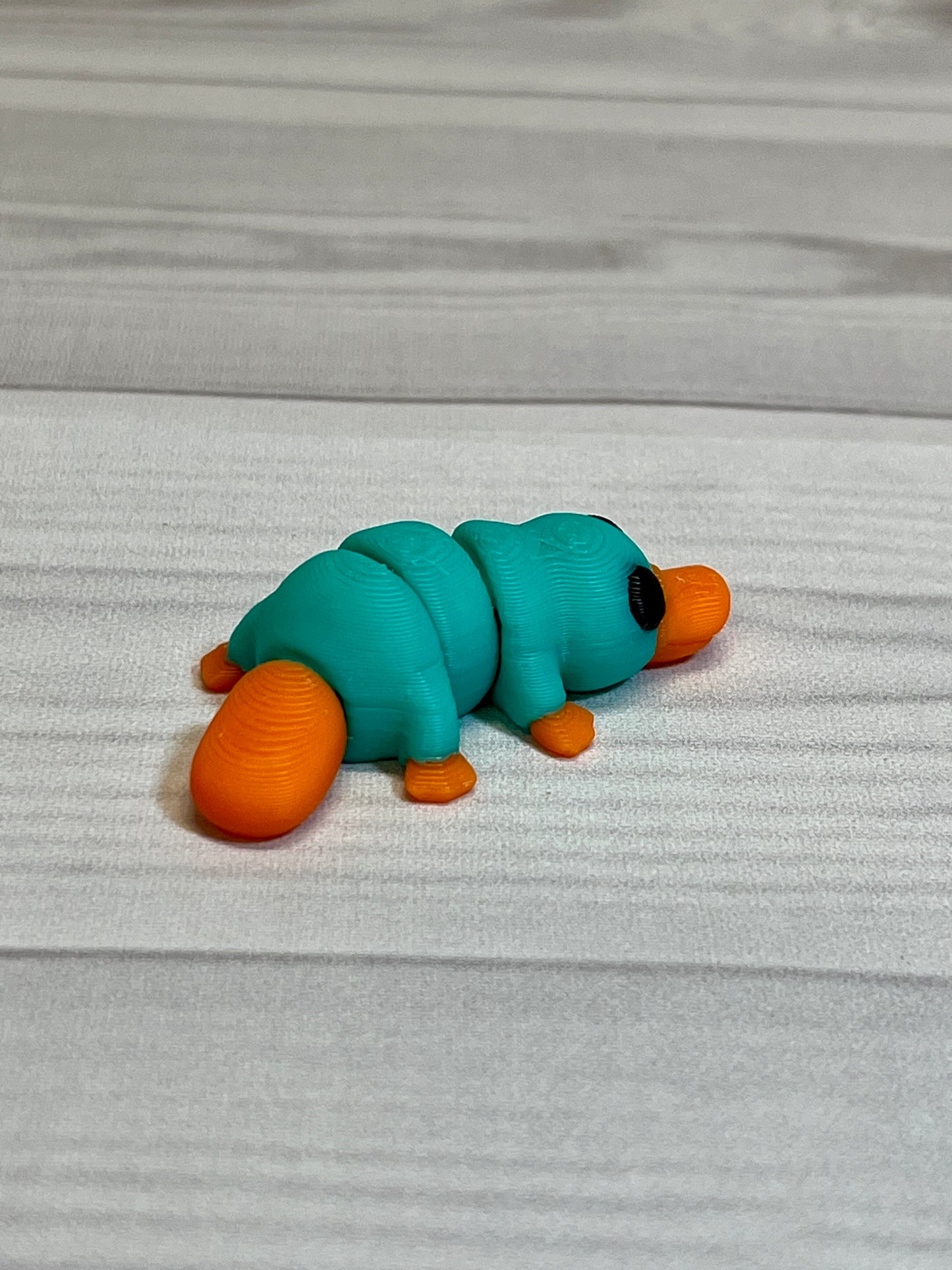 Platypus mini fig (water)