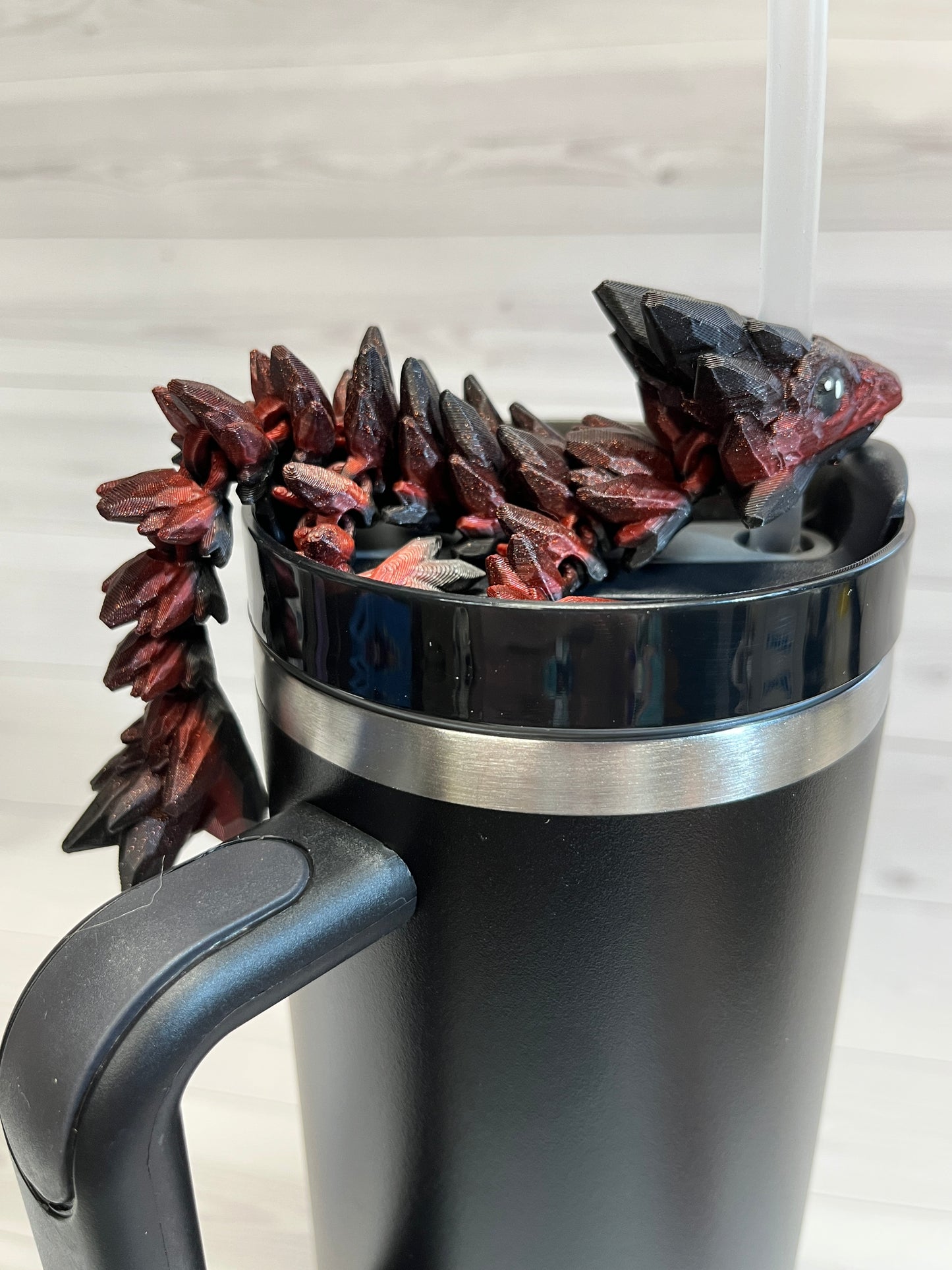 Dragon Straw Buddy- Red/Black gradient
