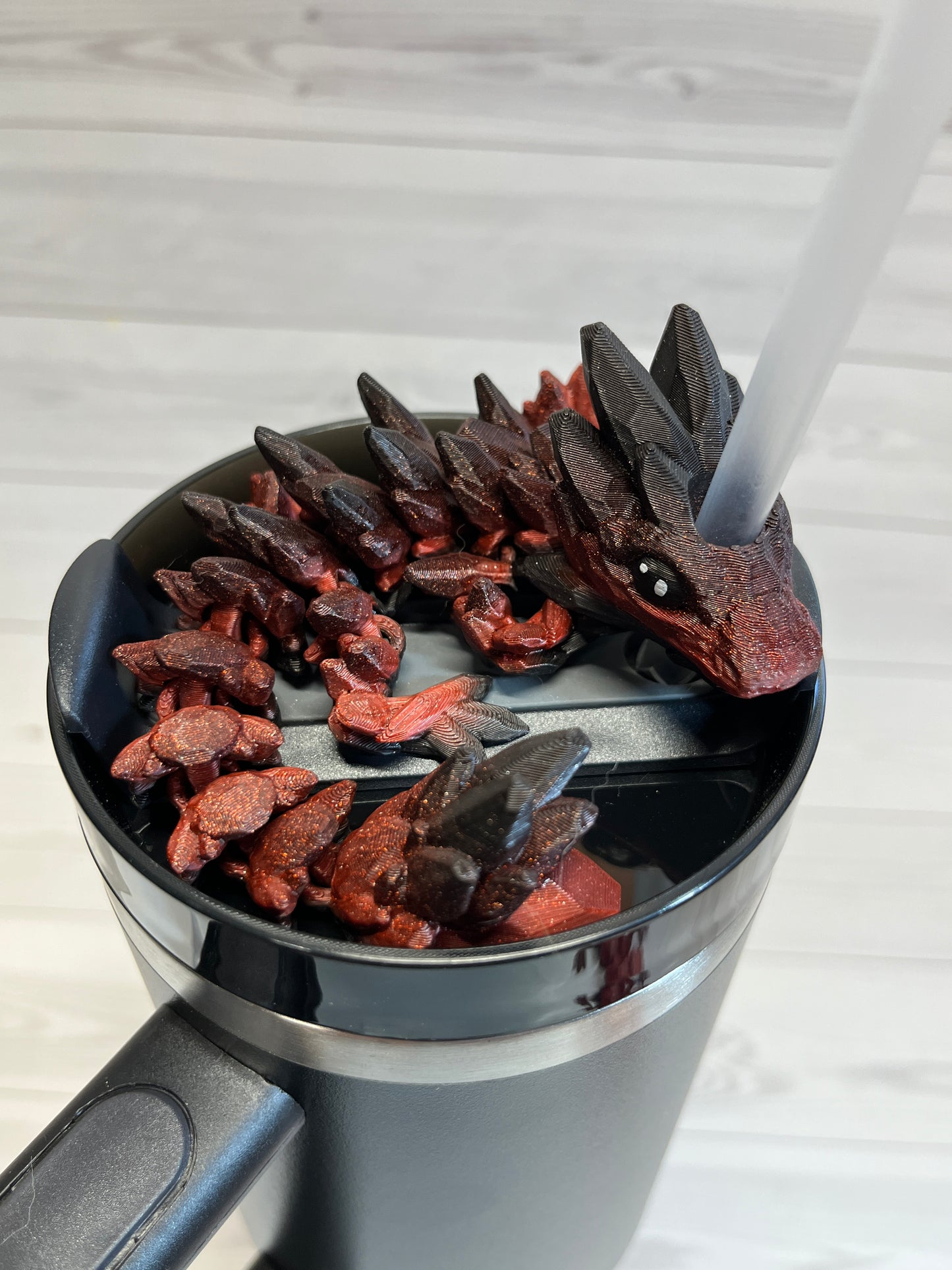 Dragon Straw Buddy- Red/Black gradient