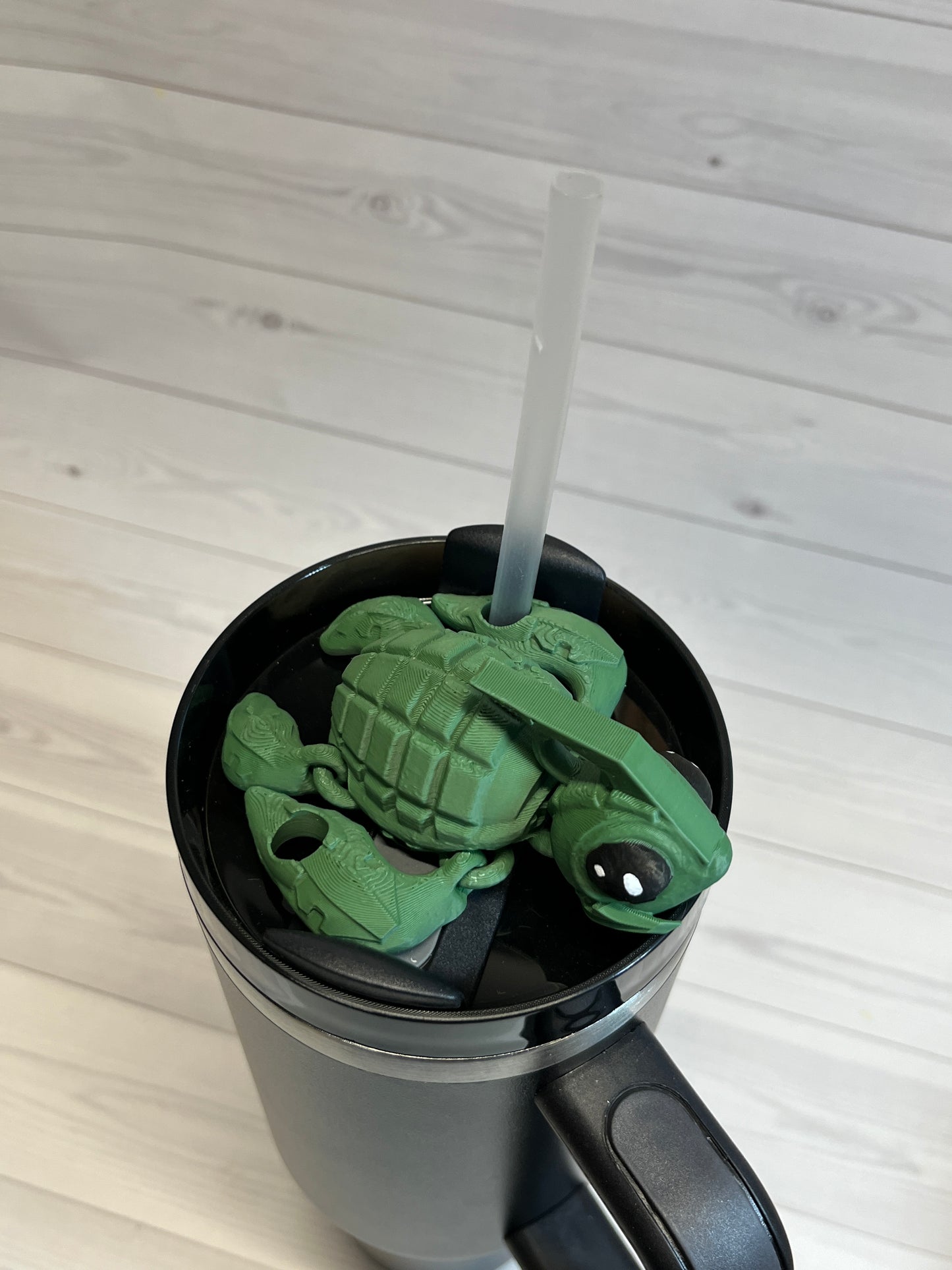 Grenadle Straw Buddy