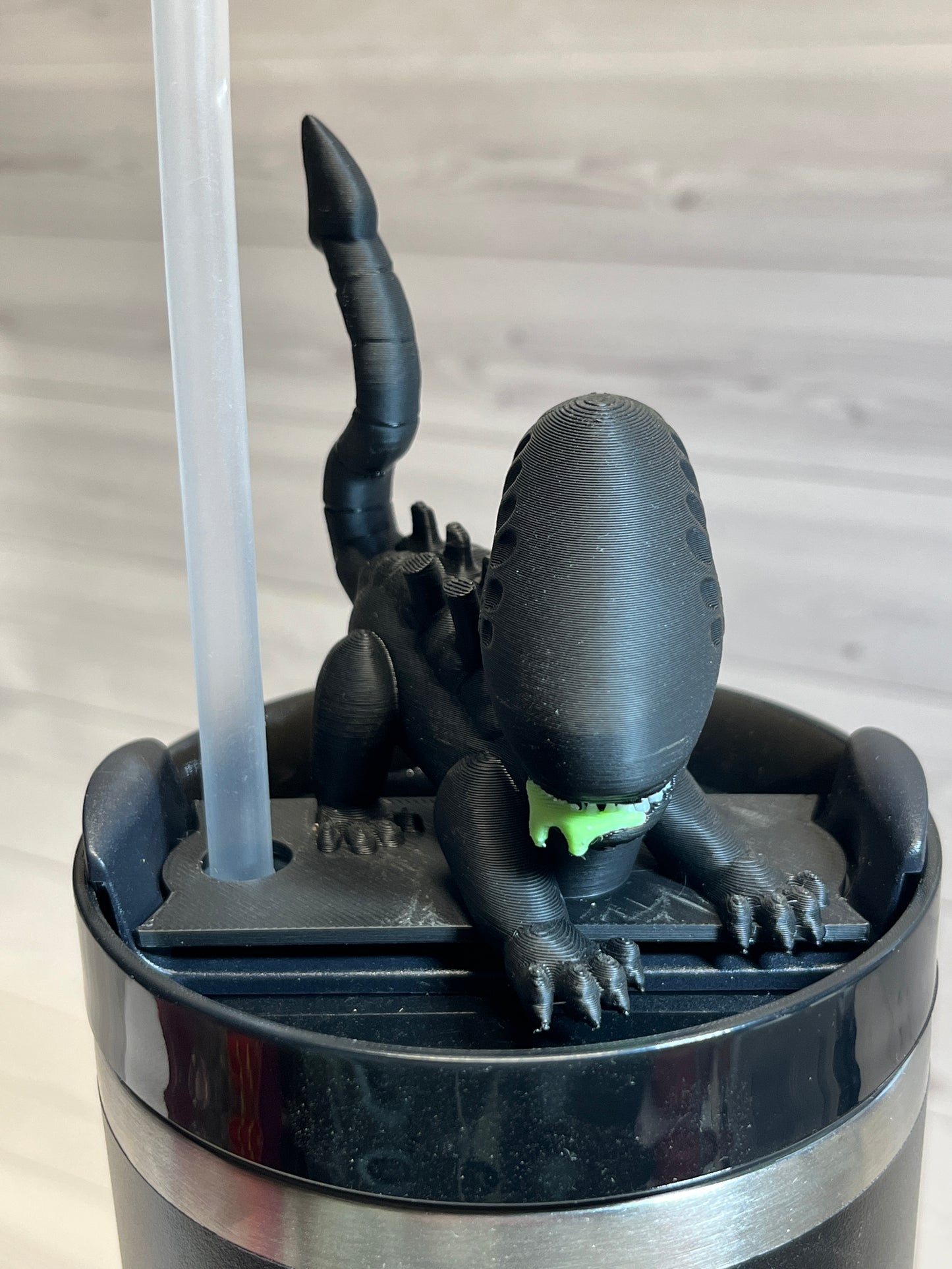 Alien Lid topper