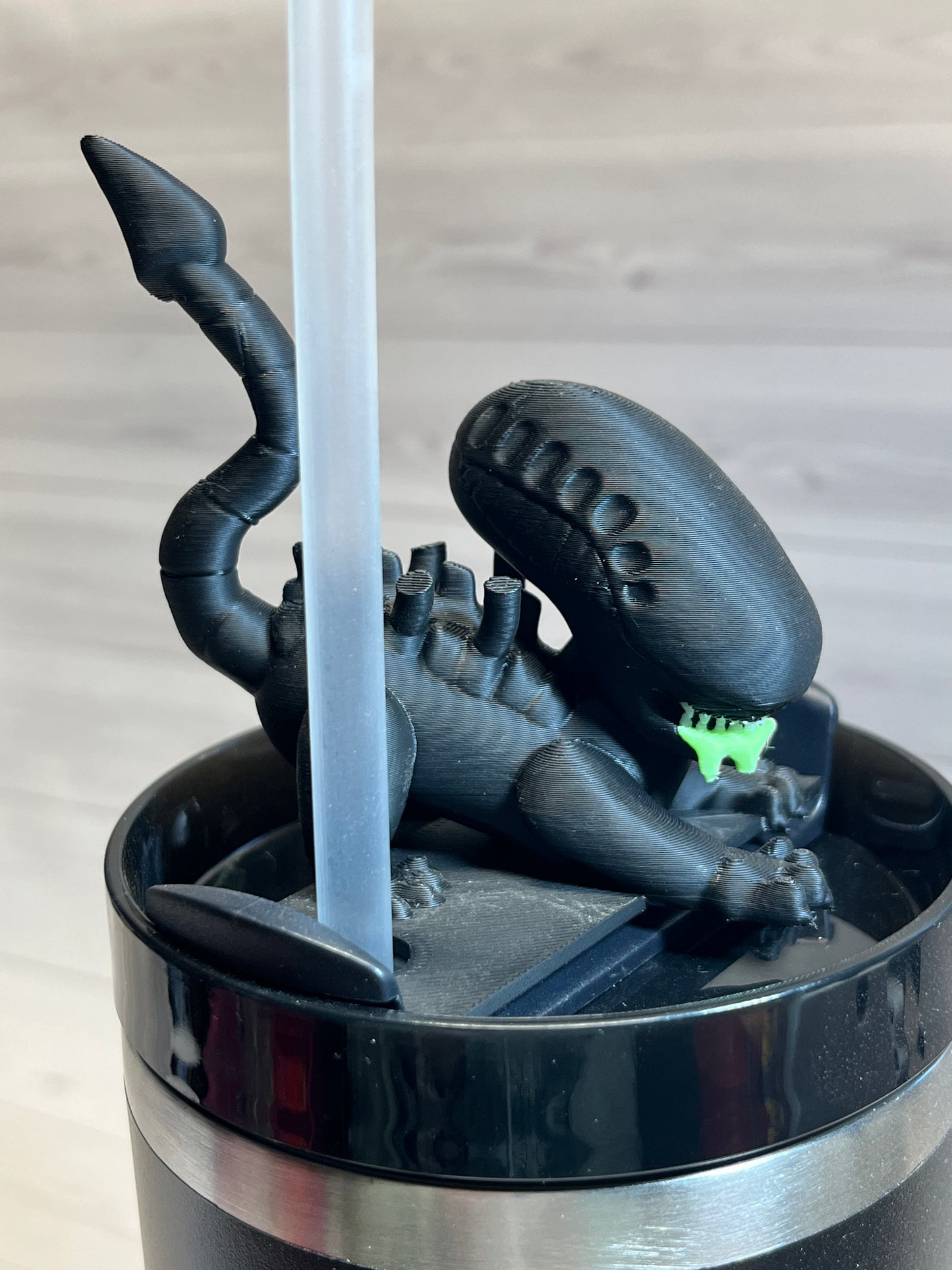 Alien Lid topper